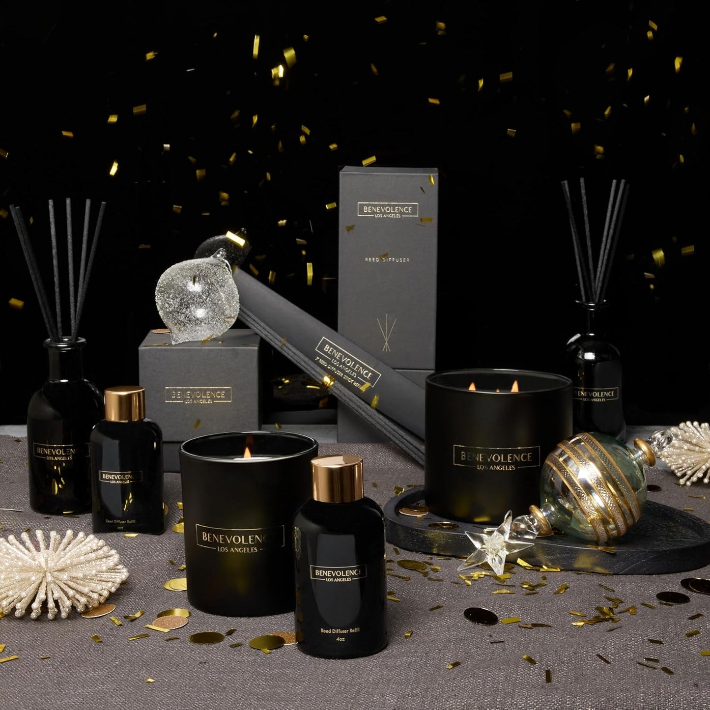 Reed Diffuser Set, Relaxing Rose & Sandalwood Fragrance Diffuser, Aromatherapy Reed Diffuser Sticks with Gift Box, Scented Sticks Diffuser, Bathroom Diffuser
